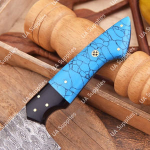 มีดเชฟเหล็กดามัสกัสขนาด 8 นิ้ว ผลิตตามสั่ง ด้ามจับสีเทอร์ควอยซ์ ตีขึ้นรูปด้วยมือ ใช้งานได้ทั้งสองมือ ออกแบบตามหลักสรีรศาสตร์ ทนทาน เป็นมิตรกับสิ่งแวดล้อม - Product Image 4