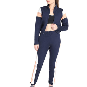 Ensemble de survêtement pour femmes, confortable et extensible, idéal pour la salle de sport, la course à pied, l'entraînement, la remise en forme et les activités de plein air - Product Image 4