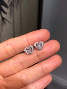 Élégantes boucles d'oreilles en forme de cœur avec diamants de laboratoire, or blanc 14 carats, accent de diamant poire, bijoux fins pour femmes - Product Image 4