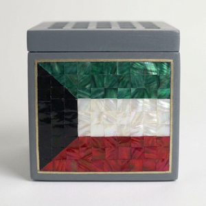 Quemador de Incienso Decorativo con Incrustaciones de Madreperla y Motivo de la Bandera de Kuwait, Hecho a Mano, Personalizado, OEM, ODM, DECORYUG - Product Image 1