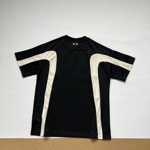 Sudadera con Capucha Negra de Manga Larga para Hombre con Ribete en Contraste, Estilo Casual, Corte Regular, Ropa de Algodón Tejido - Product Image 4