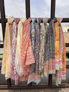 ราคาขายส่ง ผ้าซารองยาว 100% ผ้าฝ้าย ผ้าปาเรโอชายหาด ทำมือ พิมพ์ลายบล็อก ลายดอกไม้ ลายเรขาคณิต ลายสัตว์ ผ้าซารอง ผ้าพันคอ - Product Image 5