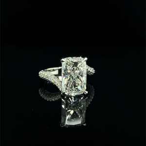 Anillo de compromiso de moissanita de 5.02 CT con corte cojín modificado y banda en espiral para mujer, de plata 925, regalo para fiesta de bodas para pareja - Product Image 5