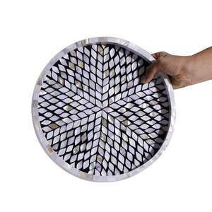 Juego de Incienso Árabe de Alta Calidad con Incensario de Madreperla, Caja para Bakhoor y Bandeja, Venta al por Mayor en Dubái, Emiratos Árabes Unidos - Product Image 3