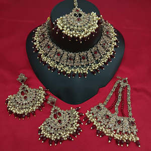 Juego de Joyería de Diseño Jewelemarket, Collar de Perlas y Piedras de Cristal, 10575555DGR - Product Image 1