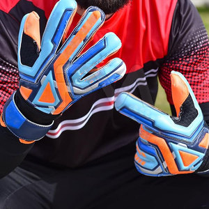 Vente en ligne d'accessoires sportifs : Gants de gardien de but fabriqués au Pakistan, équipement de protection, gants de gardien de but - Product Image 4