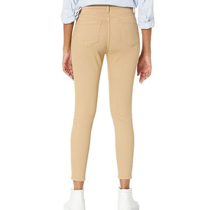 Pantalon en jean à jambes larges pour femmes, coupe décontractée, tissu respirant et doux, collection de vêtements décontractés et urbains pour tous les jours - Product Image 3