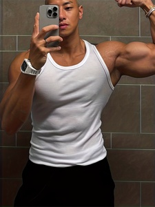 Camiseta sin mangas esencial para el verano, ultra suave, ligera, transpirable, cómoda para el día a día - Product Image 2
