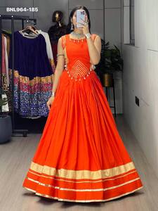 Lehenga de rayón y algodón de primera calidad con borde Gota Patti y vuelo completo - Proveedor de blusas estilo corsé y con trabajo Kodi de Surat - Product Image 3