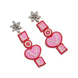 Boucles d'oreilles à fleurs perlées au design floral complexe fait à la main bijoux de déclaration légers pour la mode de tous les jours du printemps et de l'été - Product Image 2