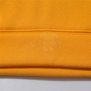 Sweat-shirts pour hommes de haute qualité avec finition solide et premium pour les journées froides. - Product Image 3