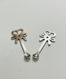 Cuillère en acier inoxydable pour shilajit, design cœur, cuillère ayurvédique pour résine, cuillère doseuse pour café et thé - Product Image 1