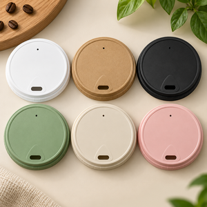 Couvre-gobelets réutilisables en plastique à ouverture facile, anti-déversement, à visser, pour boissons, en blanc, noir, beige, crème, avec design de ventilation à vapeur - Product Image 4