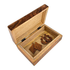 Joyero de madera Premium de fabricante al por mayor diseño de media luna caja de madera de mango quemado para recuerdo y uso decorativo - Product Image 6