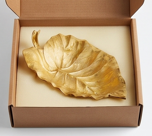 Bol en métal en forme de feuille dorée, sculpté à la main, plat de service décoratif glamour pour la cuisine, accent élégant pour la table - Product Image 6
