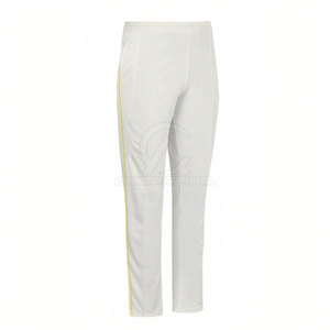 Uniforme de cricket confortable pour hommes, fabriqué avec un tissu respirant, design léger et coupe flexible, parfait - Product Image 5