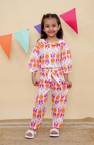 Conjunto de Dos Piezas de Cordón de Seda, Vestido Moderno de Verano para Niñas, Conjunto de Pantalones y Top Corto Informal para Niñas Pequeñas, Ropa al por Mayor - Product Image 3