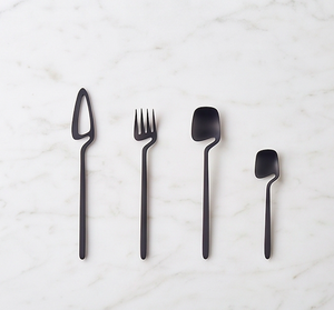 Juego de Cubiertos Minimalistas Negros Mate de 4 Piezas, Cubertería de Acero Inoxidable, Cucharas y Tenedores para Servir, Aptos para Lavavajillas, Uso en Catering - Product Image 1