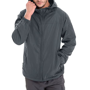 Veste coupe-vent à col montant personnalisée pour hommes et femmes, en polyester imperméable, avec design patchwork réfléchissant, vente en gros - Product Image 1