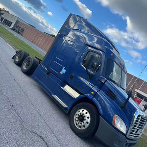 Camión Tractor 6x4 con Volante a la Izquierda, Motor Diésel de Alta Resistencia para Transporte y Logística Internacional por Carretera - Product Image 1
