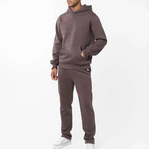 ชุดวอร์มลำลองมีฮู้ดสำหรับผู้ชาย เสื้อแจ็คเก็ตแบบสวมหัว กางเกงจ็อกเกอร์ ผ้าฝ้าย 100% ซับในผ้าฟลีซ รับผลิตแบบ Private Label สกรีนโลโก้ตามสั่ง OEM - Product Image 3
