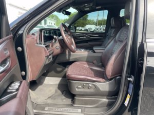 Cadillac Escalade Premium Luxury Platinum 4WD Usado de Alta Calidad, Año 2023 - Product Image 2