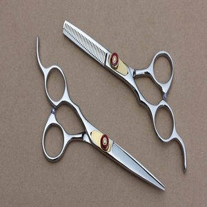 Ciseaux de coiffure professionnels en acier inoxydable de 6 pouces avec outil de beauté à lame droite avec logo personnalisé à pointe pointue - Product Image 5