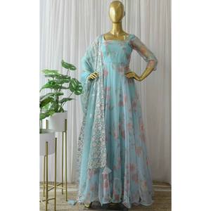 FANCY TABBY DE SEDA DE ORGANZA CON ESTAMPADO DIGITAL VESTIDO DE TRABAJO FONDO SIN COSTURA CON DUPATTA SKY - Product Image 1