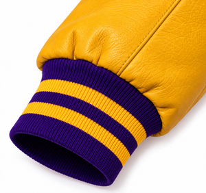 Chaqueta Varsity Morada para Hombre SINEWY, con Doble Botonadura, Mangas de Cuero PU Amarillo Bordadas y Cuello Alto - Product Image 3
