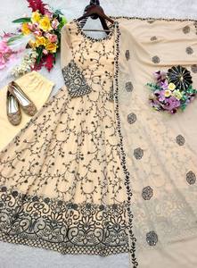 ชุดเดรส Fox Foux Georgette Gwon&Pent&dupatta สีแดง พร้อมผ้าคลุมไหล่ แบบยาวถึงพื้น ยืดหยุ่นได้ กลับด้านได้ ไม่ยับ แห้งเร็ว ทรงปกติ - Product Image 4