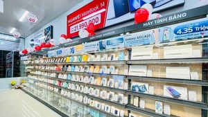 Premium <b>Wall</b>-Mounted LED-Lit <b>Display</b> Rack with Easy Assembly Modern Design Glass/Metal Construction for Retail Merchandising - Product Image 2