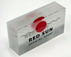 Bloque de exhibición de acrílico personalizado para colección de firmas |   Exhibidor de Logotipos Transparente para Regalos Premium y Escaparates de Venta al por Menor - Product Image 6