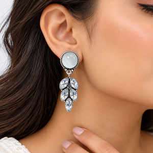 Pendientes Colgantes de Latón al por Mayor Directo de Fábrica |   Pendientes de Zirconia Artificial en Forma de Gota |   Joyería de Moda Personalizada OEM ODM - Product Image 2