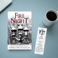 ไฟร์ไนท์ โดย เพเนโลป์ ดักลาส หนังสือปกอ่อนภาษาอังกฤษ 126 หน้า หนังสือโรแมนติกขบวนเร้าใจ - Product Image 2