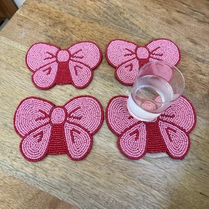 Handmade <b>Beaded</b> <b>Coasters</b>: Pink and dark pink bow, Set of 6 - Product Image 2