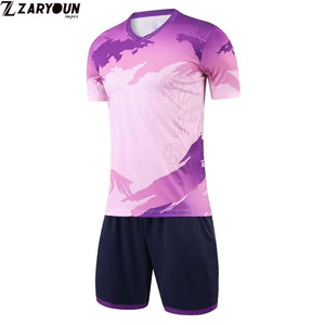 Maillot de football personnalisé avec logo imprimé, ensemble de maillots de sport respirants à séchage rapide, col en V, service OEM - Product Image 6
