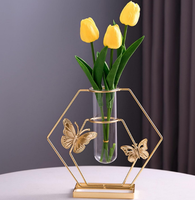 Vase à fleurs en or au design unique, vase décoratif tendance fini or, vase de table pour mariage, fête, maison, jardin, vase en métal tendance