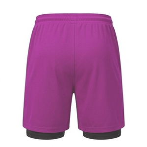 Mezclas de poliéster y elastano para mayor elasticidad. Algunos estilos incluyen un forro interior para mayor comodidad y cobertura. Pantalones cortos deportivos con malla. - Product Image 3