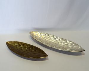 Plats à fruits de luxe vintage modernes plaqués or, très demandés, en aluminium pour la décoration de table, assiettes et plateaux en métal - Product Image 4