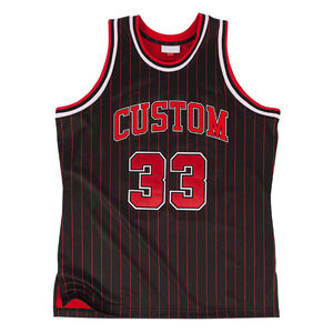 Vêtements de basket-ball en gros, couleur noire, personnalisation du nom et du logo de votre équipe, ensembles de maillots de basket-ball en polyester pour hommes - Product Image 4