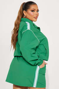 <b>Women</b> Plus Size Green Windbreaker Hoodie and <b>Short</b> <b>Set</b> Zip Up Long Sleeve Elastic Waist Drawstring Casual Sporty Two Piece <b>Set</b> - Product Image 2