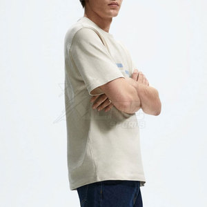 T-shirt Homme Oversize de Haute Qualité, Design Stylé et Décontracté, Respirant, Polyester/Coton, Écologique, Séchage Rapide, Idéal pour le Quotidien - Product Image 5