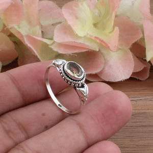 แหวนแต่งงานพลอยซิทรินธรรมชาติขายส่ง เงินแท้ 925 ทำด้วยมือ พลอยสีเหลือง หินประจำเดือนพฤศจิกายน สำหรับผู้หญิง - Product Image 1