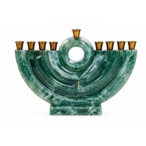Menorah de Resina Rosa Ondulada de 9 Ramas, Moderna, con Patrón de Mármol, Acrílico, Portavelas de Hanukkah, Regalos Judaicos Personalizados para el Hogar - Product Image 6