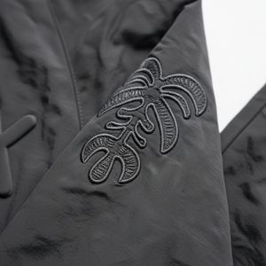 Conjunto de Chándal Personalizado para Hombre 2026 de Gran Venta: Cortavientos de Nylon Estampado, Lavado Ácido, Bordado Vintage, Sudadera Holgada 2 en 1 y Pantalones - Product Image 5