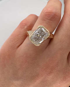 Anillo de Compromiso con Diamante Cultivado en Laboratorio, Corte Radiante, Certificado IGI, Diamante Creado en Laboratorio, Oro 10K/14K/18K, Joyería - Product Image 3