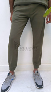 Pantalon de survêtement évasé en molleton respirant, écologique, à séchage rapide, anti-boulochage, pour homme, couleur personnalisée, style ample, pour la gym et l'entraînement - Product Image 3