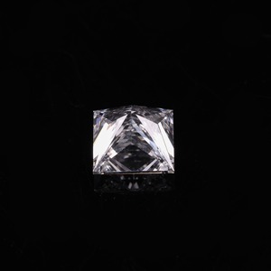 Diamante Cultivado en Laboratorio con Certificación IGI, 3CT, Corte Princesa, F VS1, 3EX, Excelente Corte, Proveedor Mayorista para Compradores Internacionales de Diamantes - Product Image 3