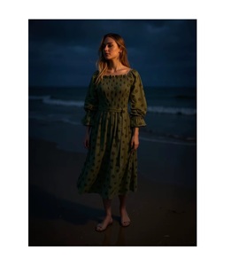 Vestido Clásico para Mujer, Diseño Elegante y Atemporal, Perfecto para Fiestas, Eventos Formales y Ropa de Noche, Ajuste Cómodo - Product Image 1