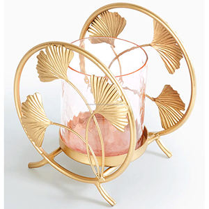 Chandelier en fer forgé doré, fait main, au design créatif nordique romantique et plume, pour mariages, Saint-Valentin, anniversaires, décoration de luxe pour la maison - Product Image 1